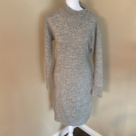 Lauren gray sweater dress, size small - Picture 5 of 6